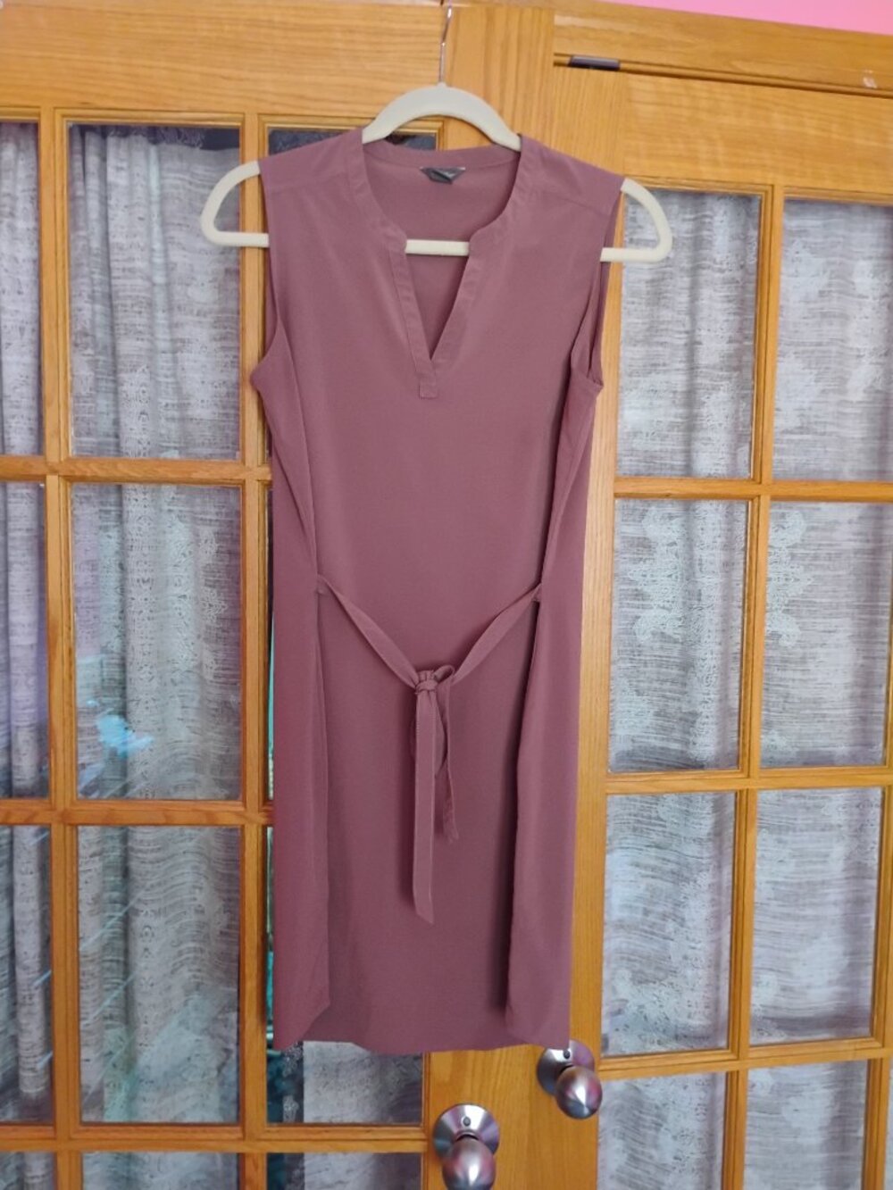 Women's sleeveless dress